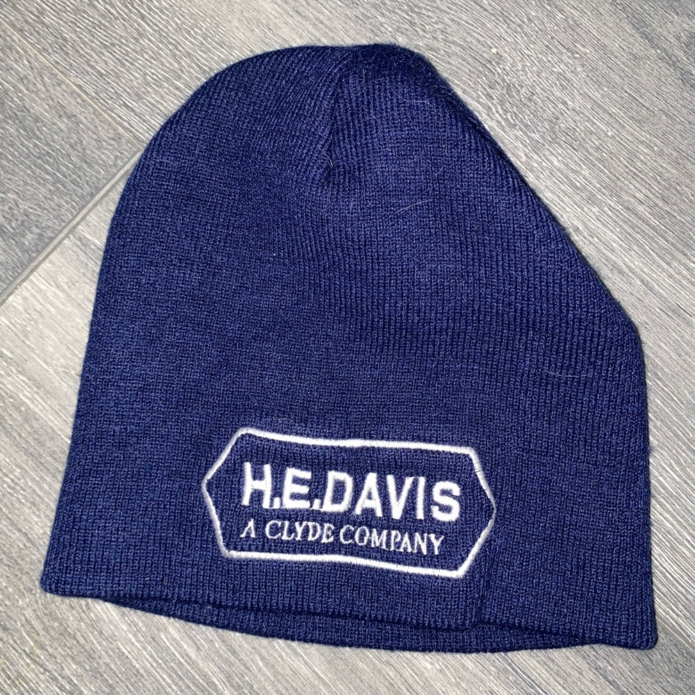 Cameo Beanie